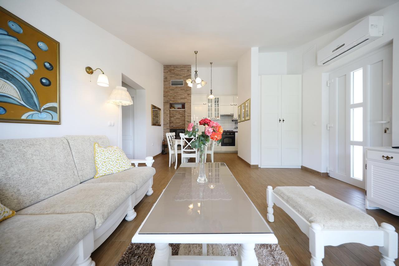 Apartments Mirakul Zára Kültér fotó